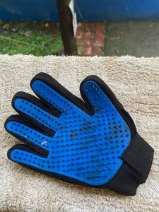 Pet Grooming Deshedding Glove