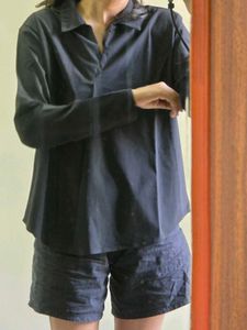 Classic Black Collared Tunic Top