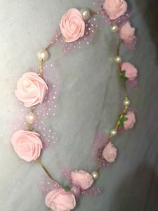 Floral round tiara with Pearls