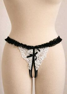 Black & White Lace Thong – S