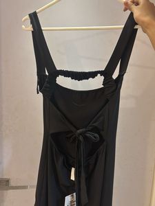 Elegant Black Maxi Dress with Slit