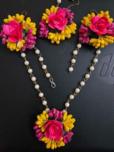 Floral Jewelry Set – Perfect for Haldi & Mehendi