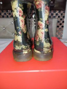 new look floral  lace up rain boots