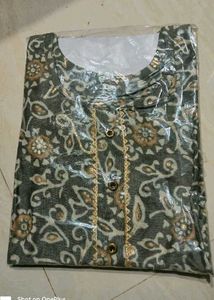 Beautiful Grey Floral Print Kurta