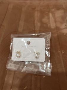 Elegant Pearl & Crystal Stud Earrings