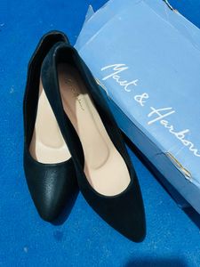 black comfy heels unused fixed price