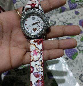 Women's Beautiful Brand New Watch- Working