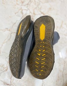 Nike Knit Slip-On Sneakers