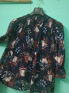 Chic Floral Pleated Top