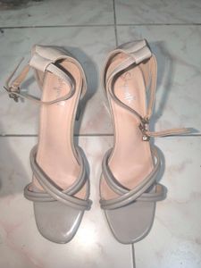 Stylish Strappy Block Heels