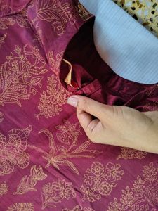Avaasa Maroon Kurta Set with Gold Print