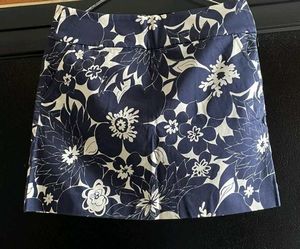 🌸 Elegant J.CREW Floral Mini Skirt 🌸