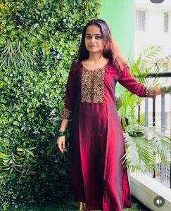 Never Used Elegant Maroon EKurtaSize M&