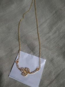 New Delicate Gold Plated Necklaces Set
