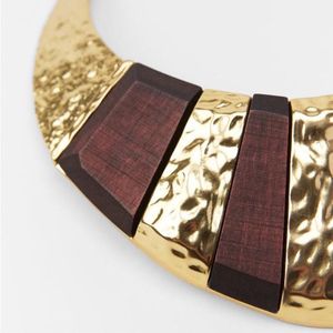 Limited Edition Zara Gala Wooden Necklace