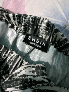 Stylish Printed Wide-Leg Pants