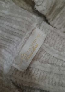 Cozy Cable Knit Pullover Sweater