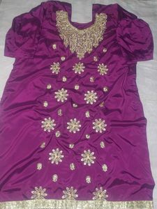 Elegant Embroidered Purple Kurta