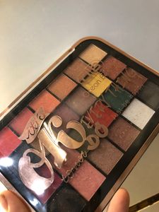 Versatile Eyeshadow Palette