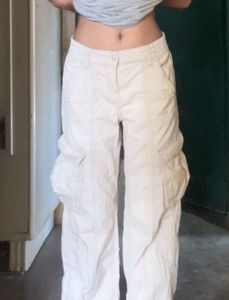 H&amp;M Beige Cargo Trousers