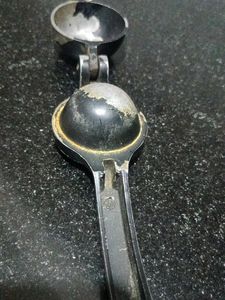 Vintage lemon Press Tool
