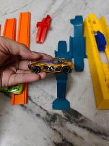 Hot Wheels Turbo Twister