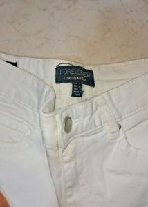 Chic White Denim Jeans