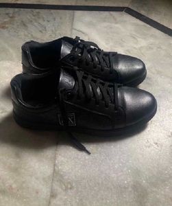 aarmani exchange sneaker