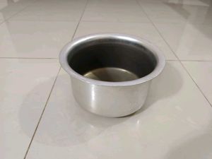 Used Aluminium Cooking Pot / Tope / Patila
