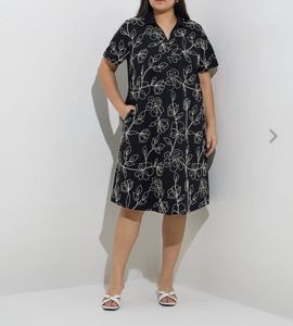 Chic Black Floral Midi Dress