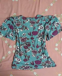 Floral Puff Sleeve Top
