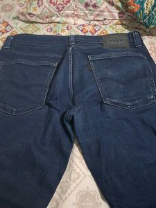 Levis Dark Wash Denim Jeans