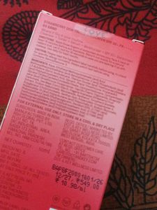 Dot &amp; Key Strawberry Tinted Sunscreen SPF 50