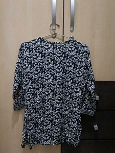 Black &amp; White Floral Kurta