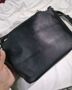 Black Faux Leather sling bag ✨👜