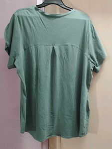 Cute Leaf Print V-Neck T-Shirt