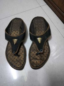 Flat Footwear