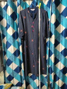 Meeranshi Striped Floral Kurti