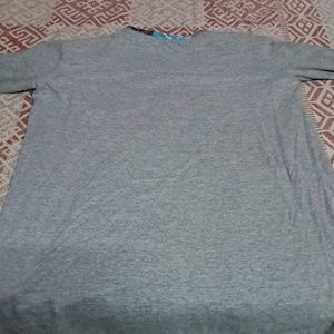 Comfortable Grey T-Shirt with Floral Pocket
