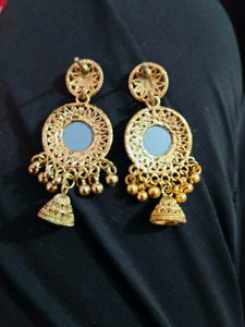 Exquisite Gold-Tone Mirror Earrings