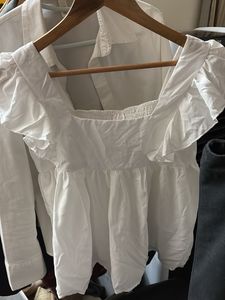 Chic White Square Neck Top