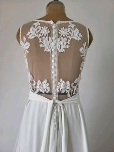 Elegant Lace &amp; Chiffon Gown