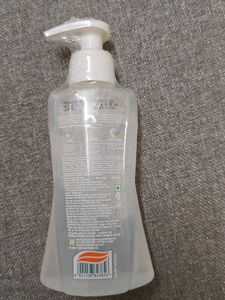 Himalaya Oil Clear Lemon Face Wash