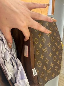 Stylish Louis Vuitton Bag