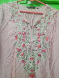 Embroidered Pink Kurta