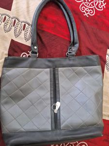 Stylish Quilted Handbag