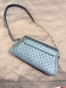 Stylish Black Shoulder Bag