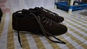 versatile Brown Suede Lace-Up Sneakers🤎