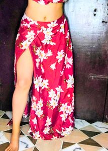 Flowy 🌹 🌺 Floral Print Maxi Skirt