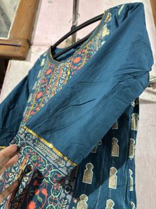 Aurelia Embroidered Kurti